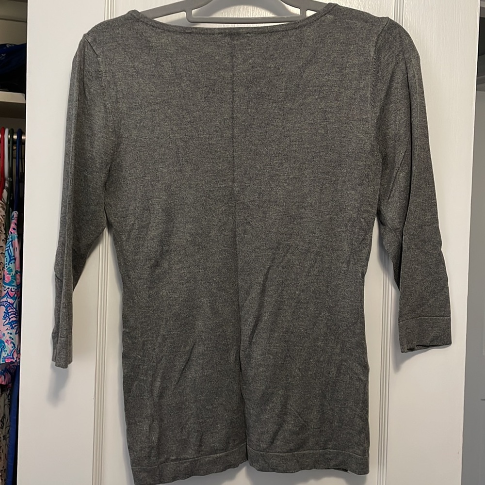 Express Sweater - Picture 4 of 4